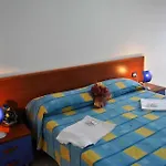 Sea Breeze Hotel