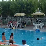 Sea Breeze Hotel 3*
