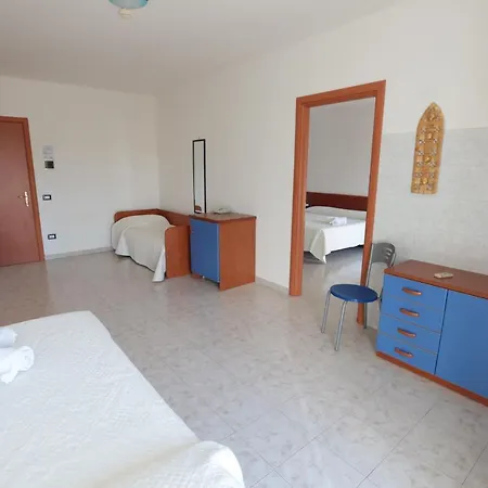 Hotel Sea Breeze