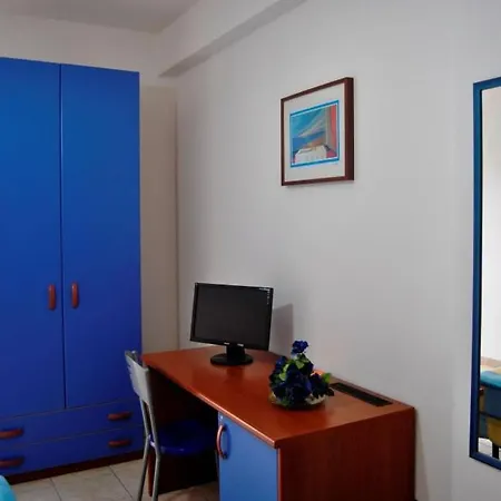 Sea Breeze Отель 3*