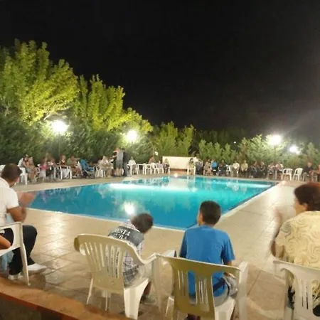 Отель Sea Breeze 3*