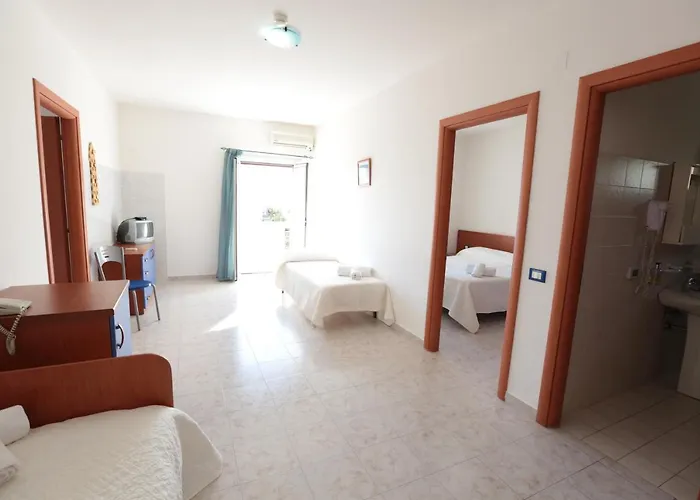 Sea Breeze 3* סקליאה