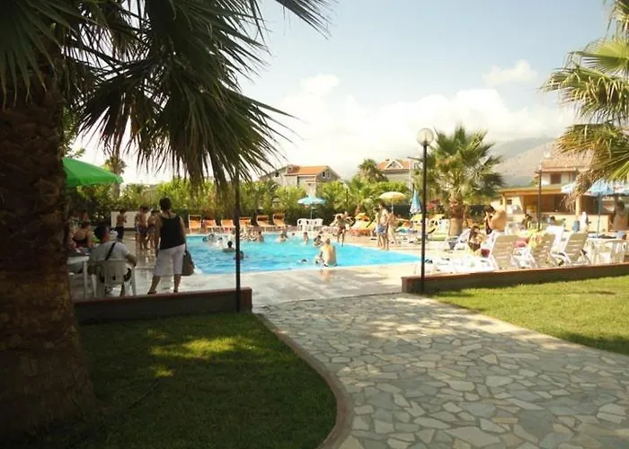 Sea Breeze סקליאה